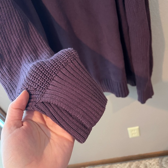 Aerie Crew Neck Sweater - Picture 2 of 6